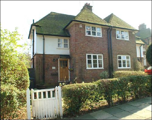 114 Erskine Hill